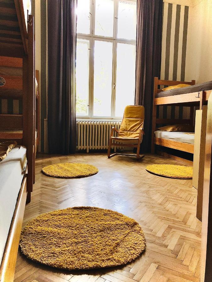 Hostel Sova Нови-Сад Экстерьер фото